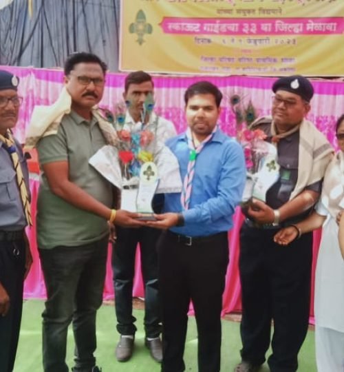 जिल्हा स्तरीय स्काऊट गाईड मेळाव्या प्रसंगीचे काही क्षण. जिल्हा स्तरीय स्काऊट गाईड मेळाव्या प्रसंगीचे काही क्षण.